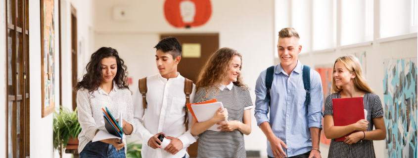 Alumnes decidin't què han d'estudiar